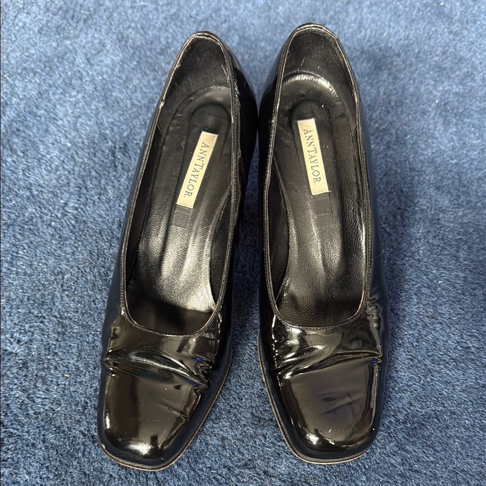 Ann Taylor Black Patent Pumps